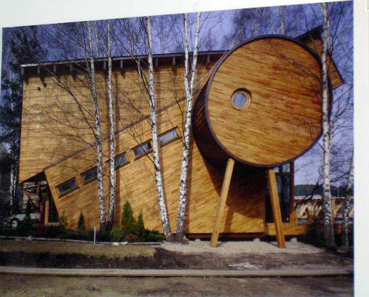 деревянный домик      |  АрхМосква X | 2005 |  фоторепортаж